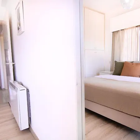Phaedrus Living Modern View Flat Nafi Apartament *